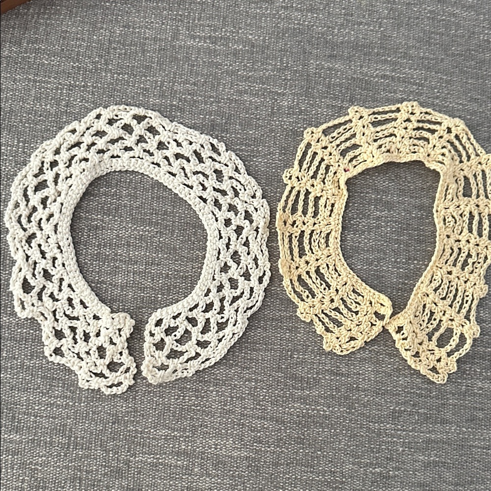 Vintage handmade lace Collar Set - White and Cream